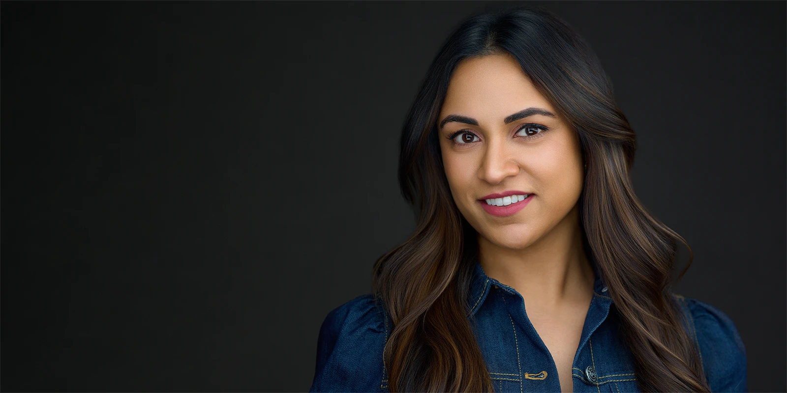 Professional headshot photographer working across Devon, studio-quality portraits for business professionals